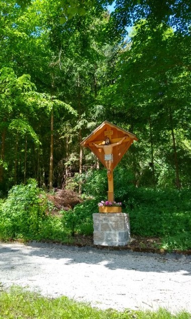 Holzkreuz im Kurgarten von Gerhard Berger ( t )